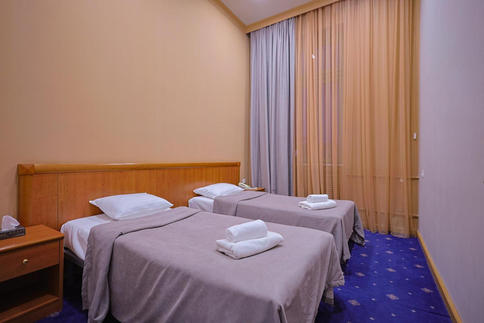 Araks Hotel Complex Gyumri Eksteriør bilde